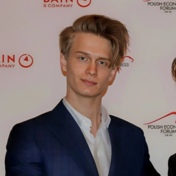 Nicholas – Product Team · WU Wien